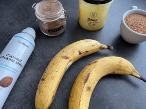 Recept na karamelizovaný banán v horkovzdušné fritéze - co vše budeme potřebovat? Na základní verzi stačí jen 4 ingredience!