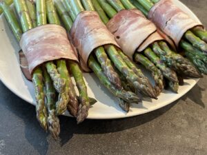 Recept na chřest v horkovzdušné fritéze - zelený chřest obalený ve slanině