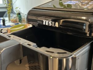 Nejlepší horkovzdušná fritéza - jakou vybrat? TESLA AirCook DualZone Q680 XXL