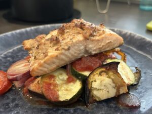 Recept na Lososa s bylinkovou krustou a zeleninové ratatouille v horkovzdušné fritéze
