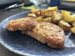 Jde připravit vepřovou pečeni v horkovzdušné fritéze?
