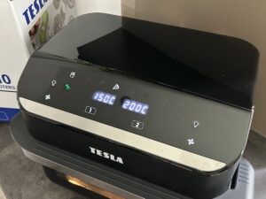 Recenze TESLA AirCook FlexiZone Q570 XXL duální horkovzdušná fritéza a naše zkušenost