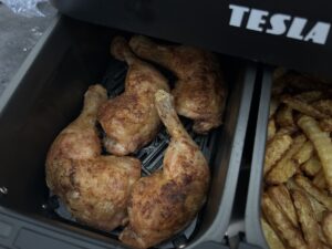 Kuřecí čtvrtky v horkovzdušné fritéze