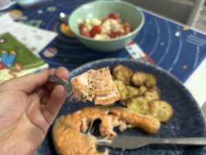 Jak udělat lososa v horkovzdušné fritéze? - teplota a čas