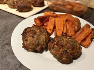 Luxusní a šťavnaté karbanátky v horkovzdušné fritéze