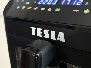 Horkovzdušná fritéza TESLA - test a naše zkušenost