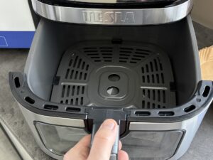 Objem a výkon – Recenze TESLA AirCook DualHeat QD73 XXL