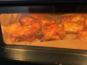 Horkovzdušná fritéza s průzorovým okénkem