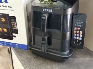 Design – Recenze TESLA AirCook TrioZone Q636 XXL
