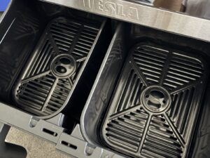 Objem a výkon – Recenze TESLA AirCook DualZone Q787 XXL Deluxe